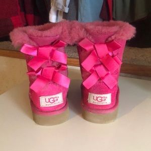 Girls UGG Bailey Bow Boots Size 6